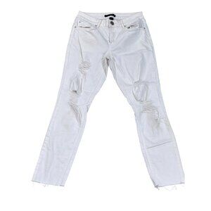 White Refuge Distressed Straight-Leg Jeans Size 6